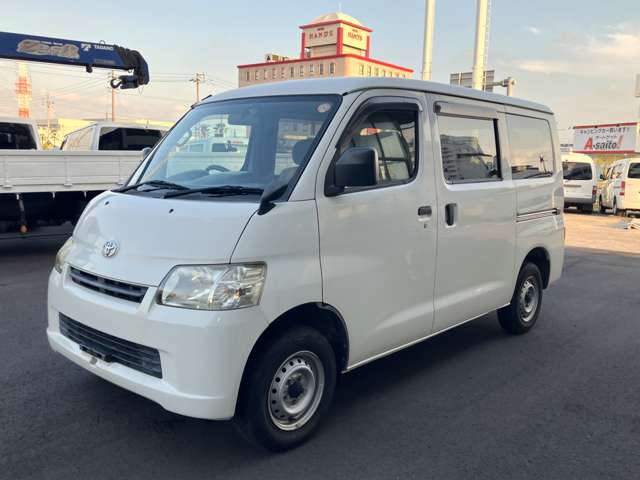 Toyota Town Ace Van 12