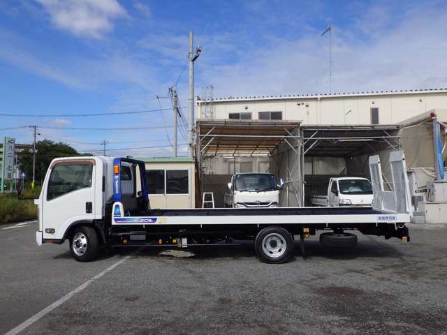 Isuzu Elf 3