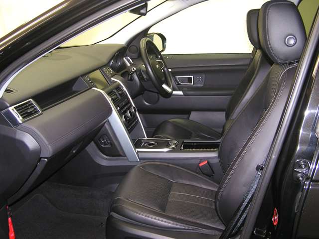 Land Rover Discovery Sport 11