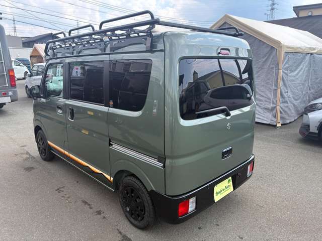 Suzuki Every 8