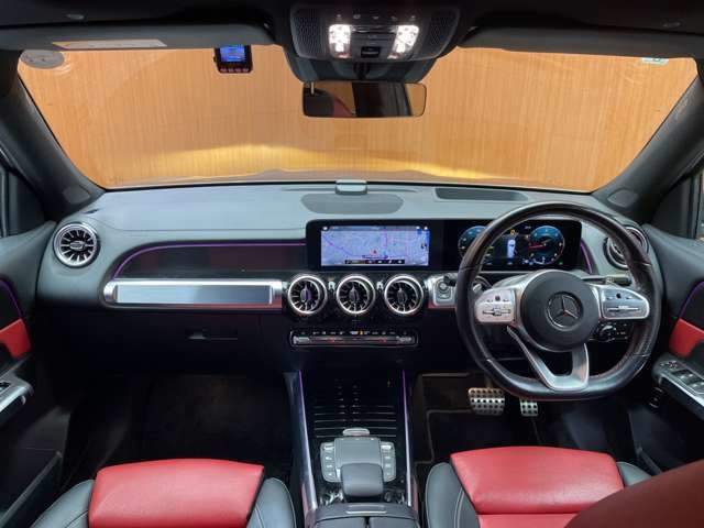 Mercedes-Benz GLB 4