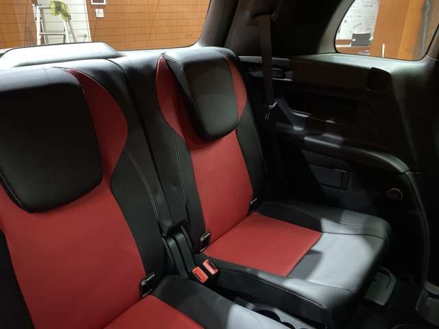 Mercedes-Benz GLB 10