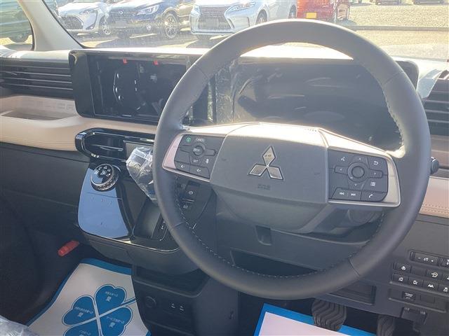 Mitsubishi Delica Mini 10