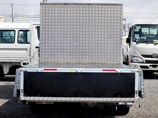 Mitsubishi Fuso Canter 11