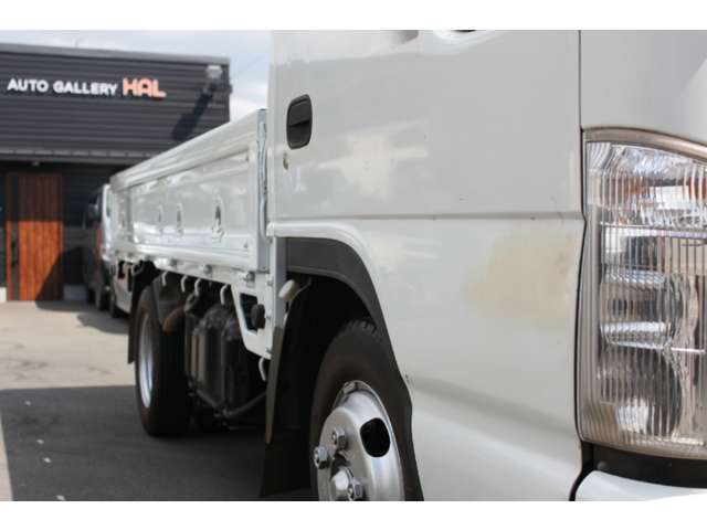 Isuzu Elf 7