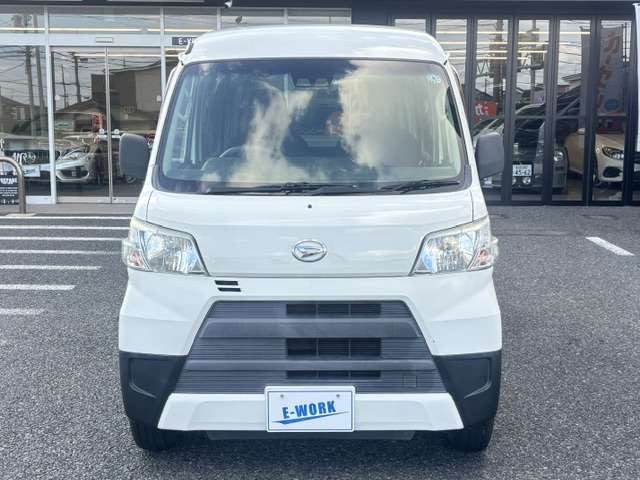 Daihatsu Hijet Cargo 3