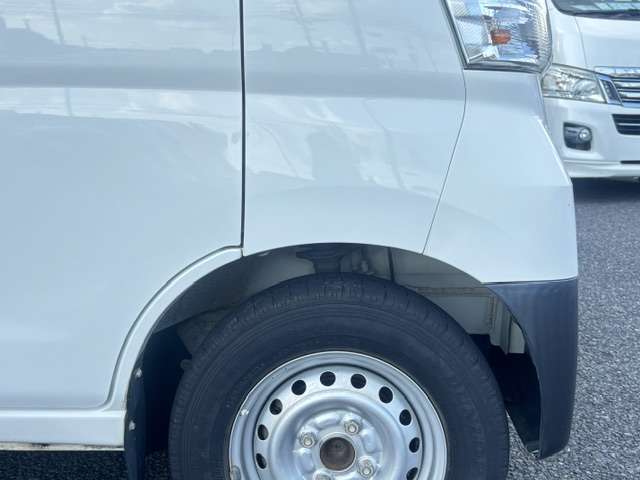 Daihatsu Hijet Cargo 9