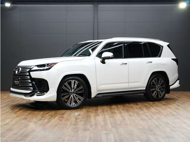 Lexus LX 10