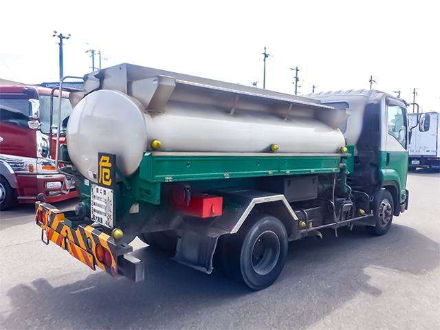 Isuzu Forward 4