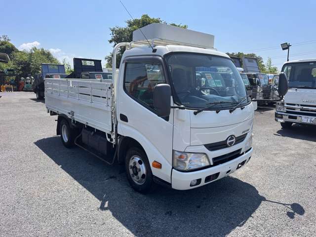 Hino Dutro 6