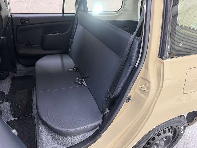 Toyota Probox Van 11