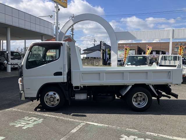 Mitsubishi Fuso Canter 11