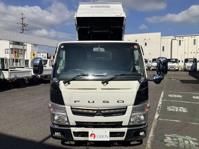Mitsubishi Fuso Canter 2