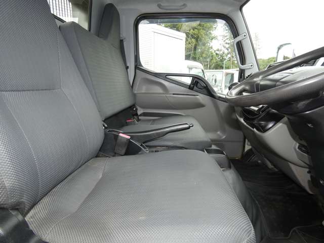 Mitsubishi Fuso Canter 13