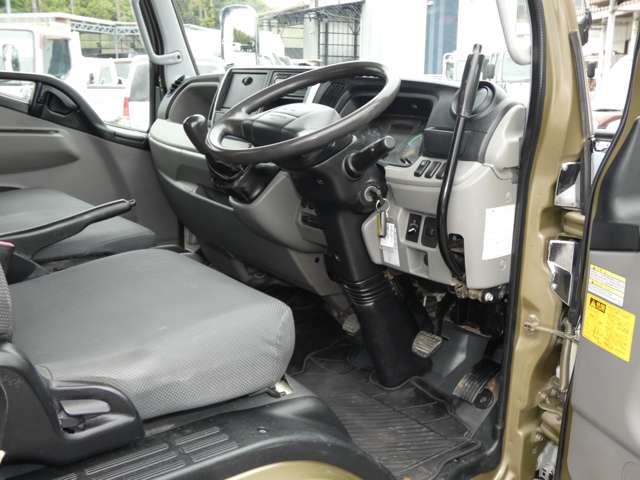 Mitsubishi Fuso Canter 11