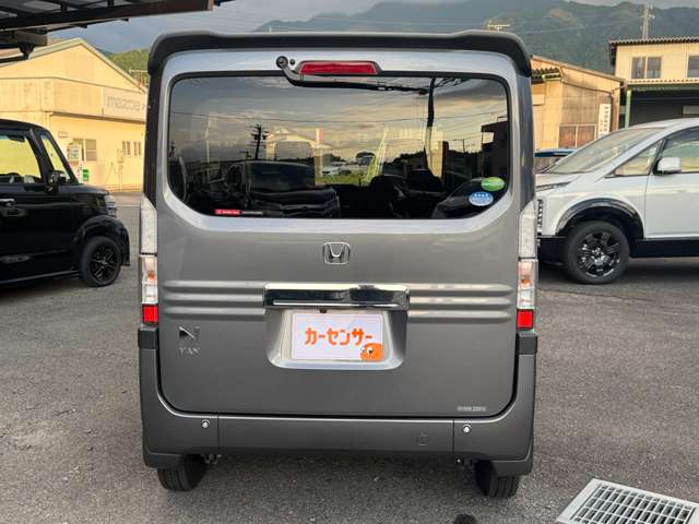 Honda N-VAN 12