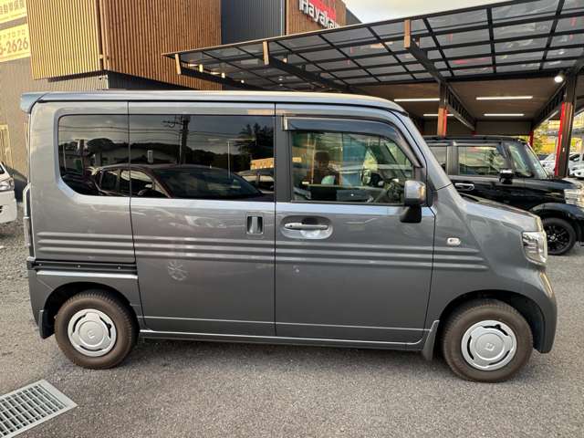 Honda N-VAN 8