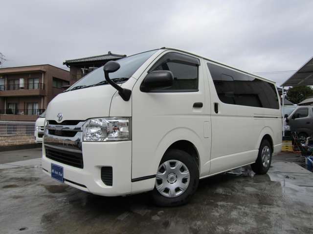 Toyota Regius Ace 7