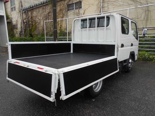 Mitsubishi Fuso Canter 11