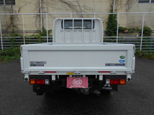 Mitsubishi Fuso Canter 9