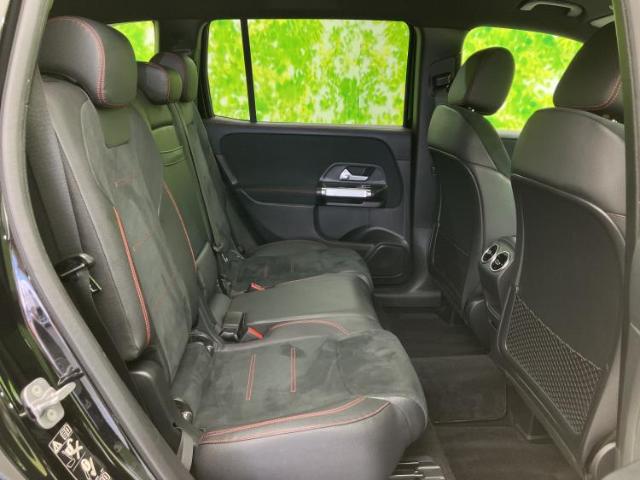 Mercedes-Benz GLB 7