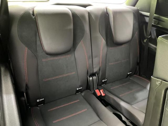 Mercedes-Benz GLB 8
