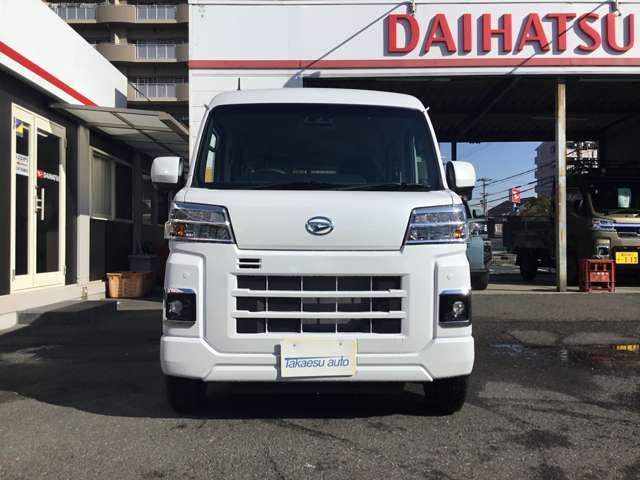 Daihatsu Hijet Cargo 2