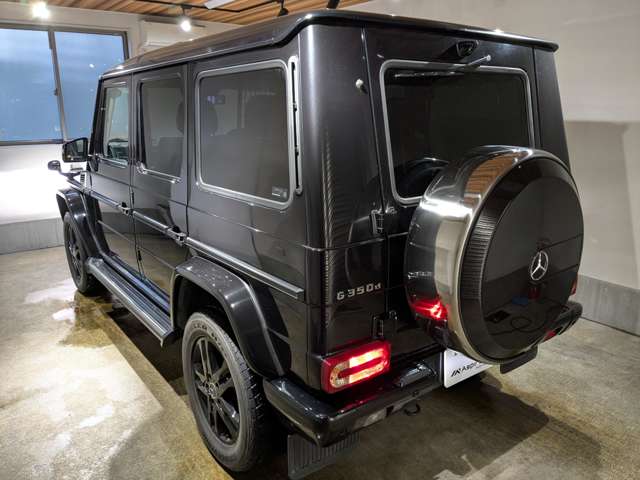 Mercedes-Benz G-Class 8