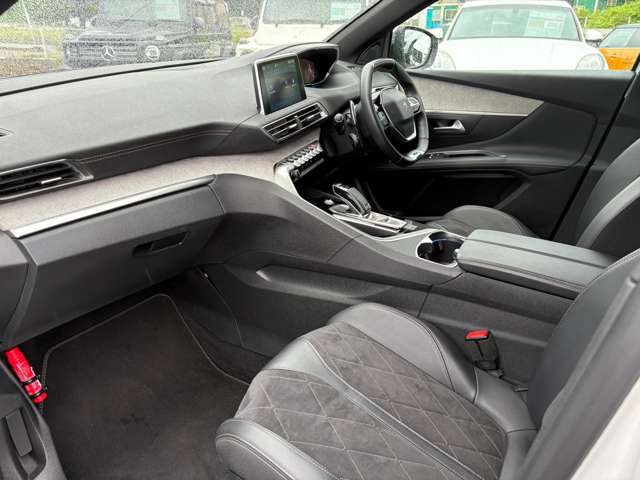 Peugeot 3008 12