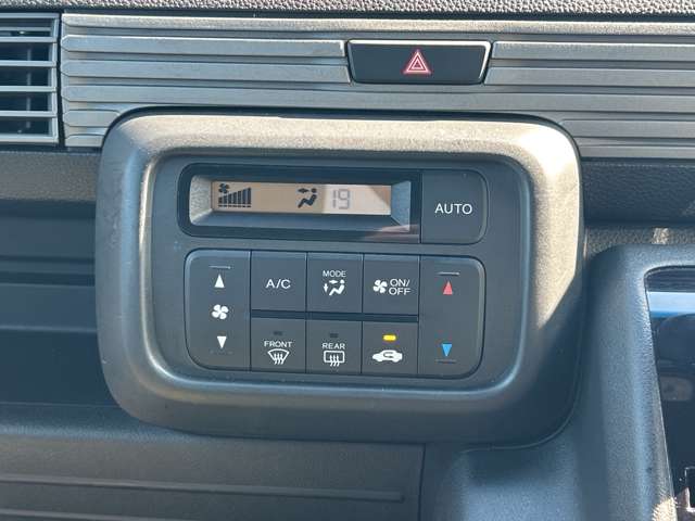 Honda N-VAN 10