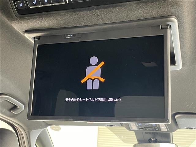 Toyota Noah 7