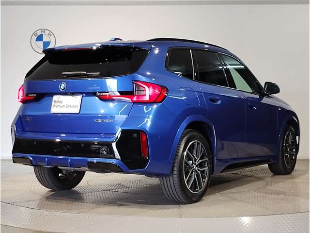 BMW X1 8