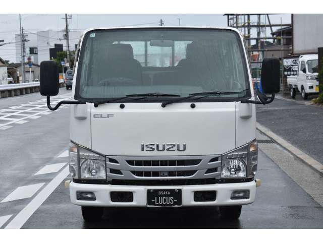 Isuzu Elf 7