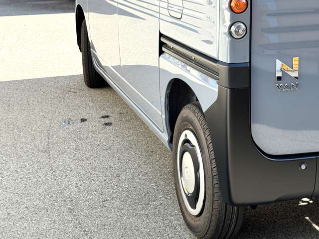 Honda N-VAN 12