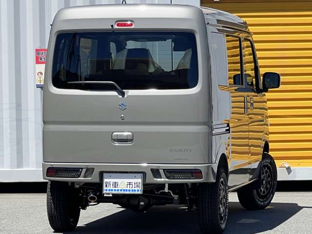 Suzuki Every 2