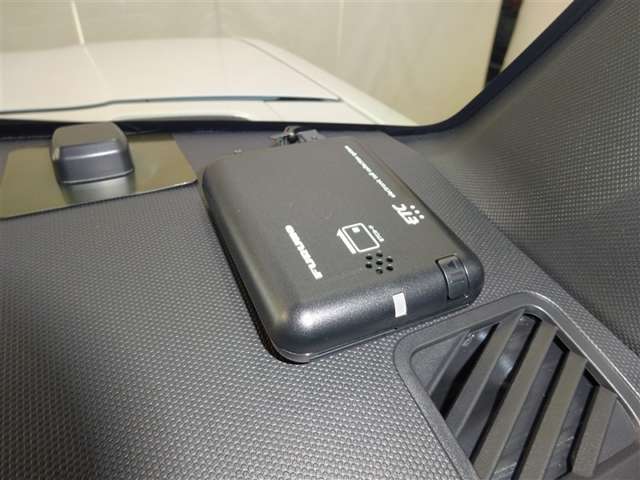 Daihatsu Taft 4