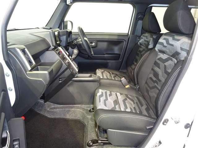 Daihatsu Taft 7