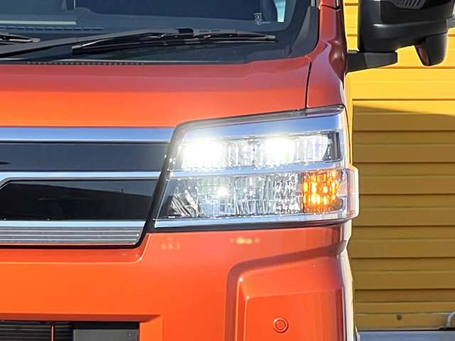 Daihatsu Atrai 6