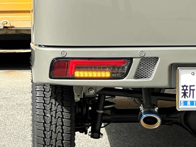 Suzuki Every 12
