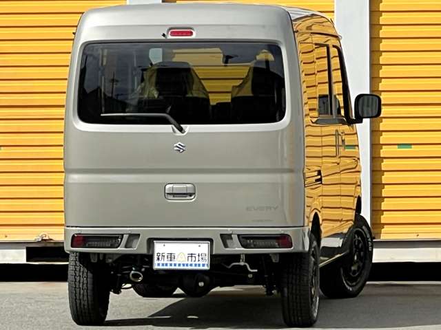 Suzuki Every 2