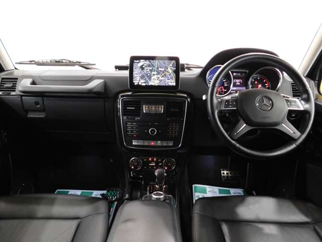 Mercedes-Benz G-Class 4