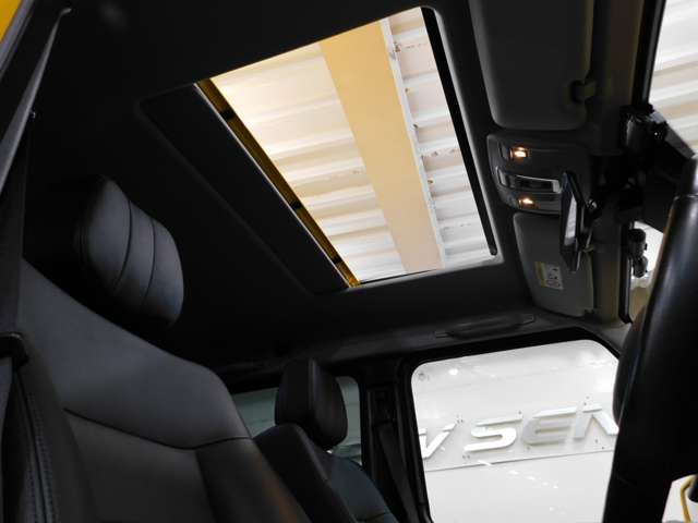 Mercedes-Benz G-Class 8