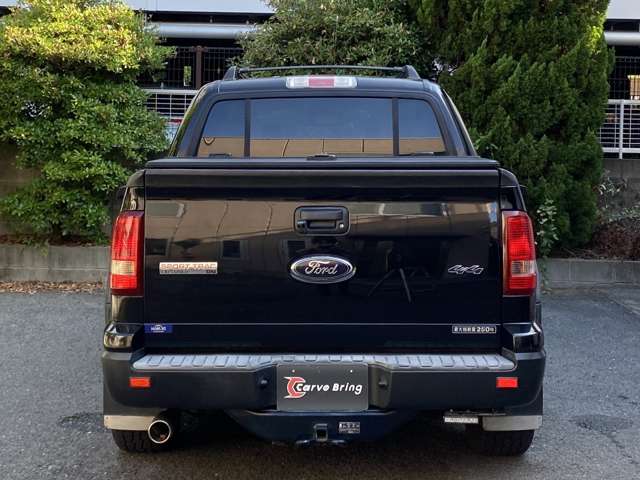 Ford Explorer Sport Trac 8