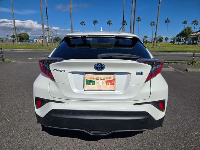 Toyota C-HR 10
