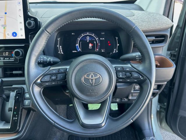 Toyota Sienta 12