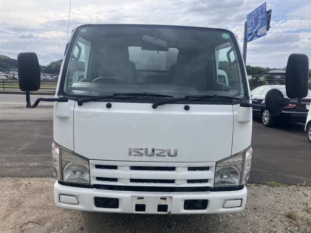Isuzu Elf 2