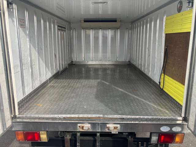 Isuzu Elf 10