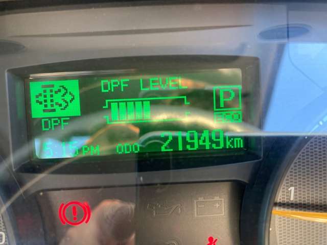 Mitsubishi Fuso Canter 9