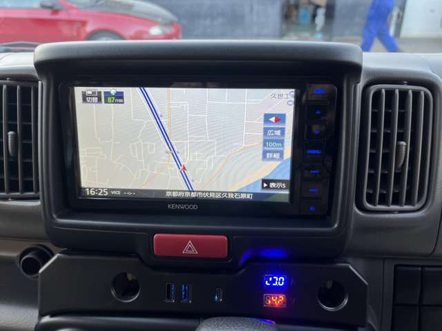 Suzuki Every 8