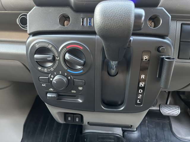 Suzuki Every 9
